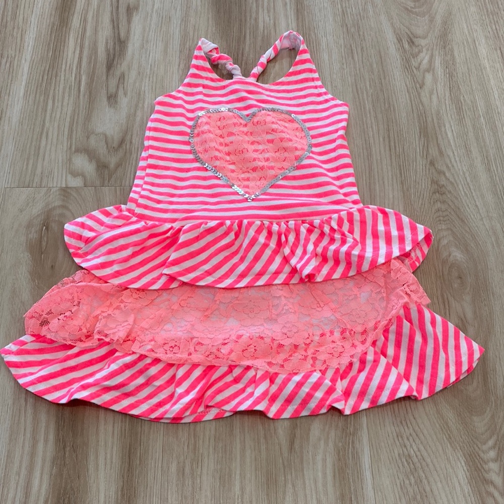 Kidzone 2T pink and white striped dress with sequin heart detail
